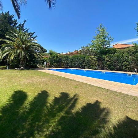 Apartament Per Parelles Reformat Amb Piscina 卡莱利亚德帕拉弗鲁赫尔 外观 照片