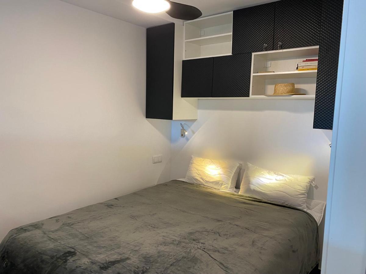 Apartament Per Parelles Reformat Amb Piscina 卡莱利亚德帕拉弗鲁赫尔 外观 照片